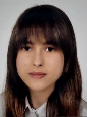 2.Julia Krzewiak 8B