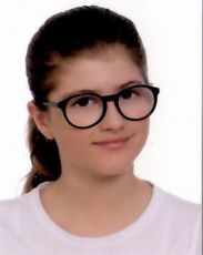 3.Alicja Sierzchała 8A